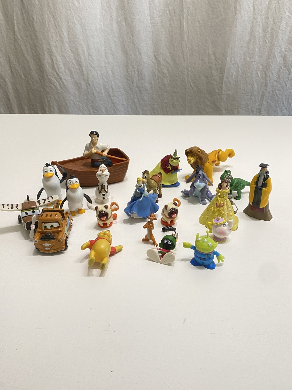Mixed Vintage & Modern Disney & Pixar Etc. Mini Figurines Toy Lot (20+ Pcs)